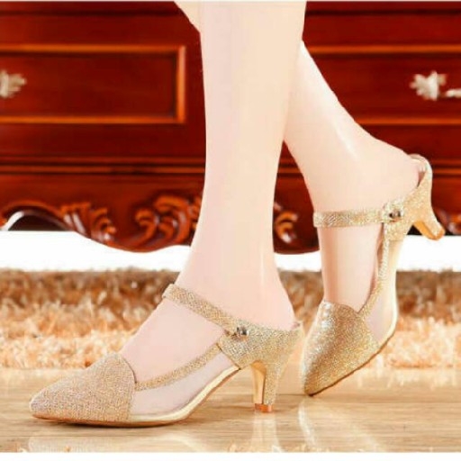 High Heel Queen Gold