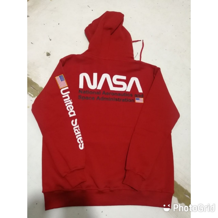 Hoodie Divided 2