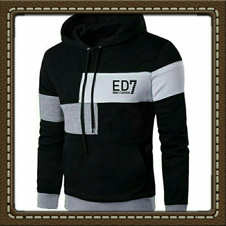 Hoodie Triva Hitam