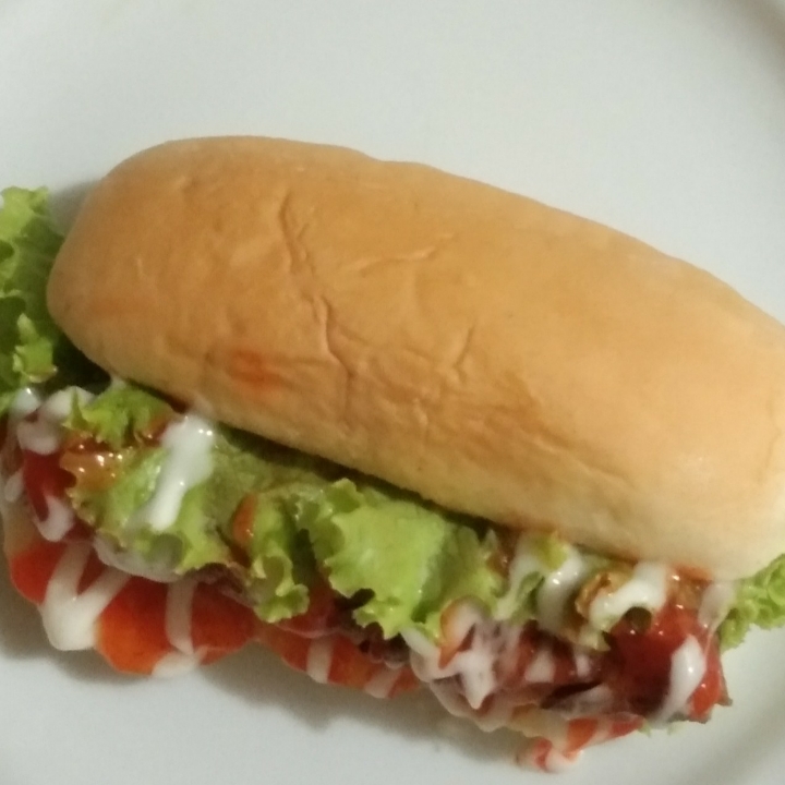 Hot Dog Ayam Cheese