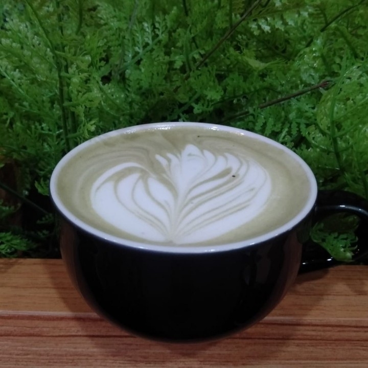 Hot Green Matcha Latte