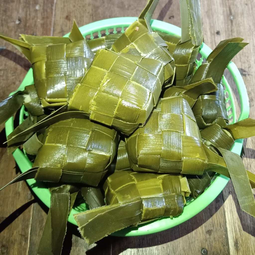 Ketupat Kantin Bambu