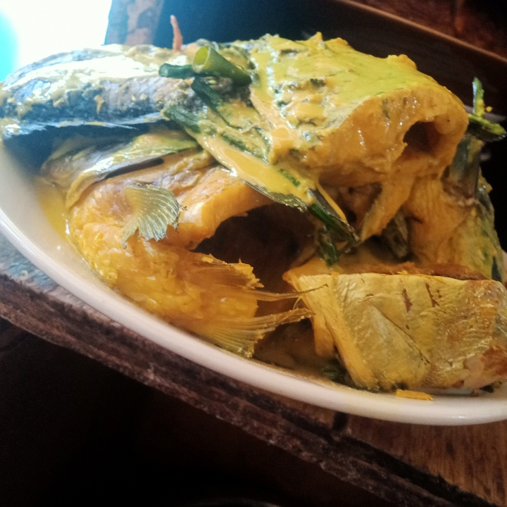IKAN MAS SAYUR PAKAI NASI