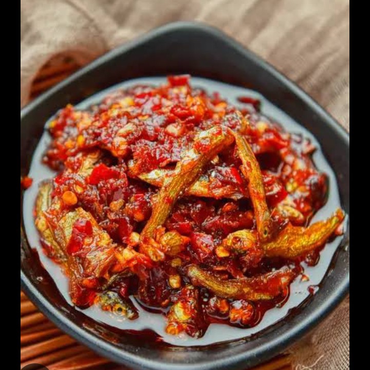 IKAN TRI SAMBAL