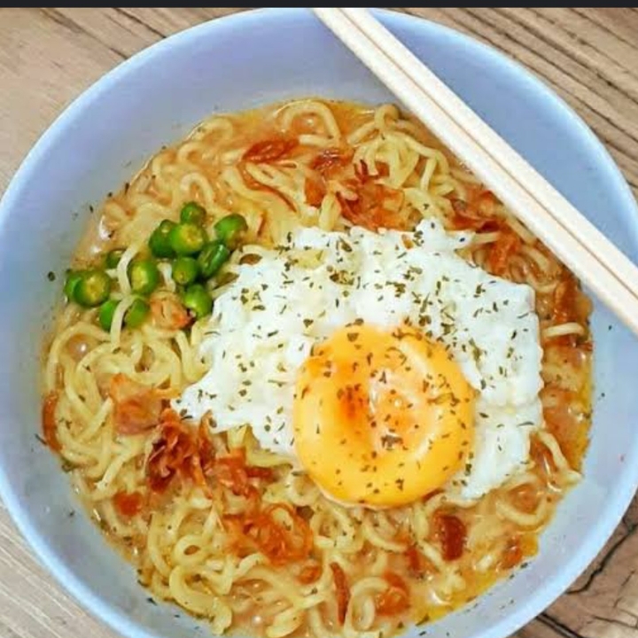INDOMIE REBUS TELUR 