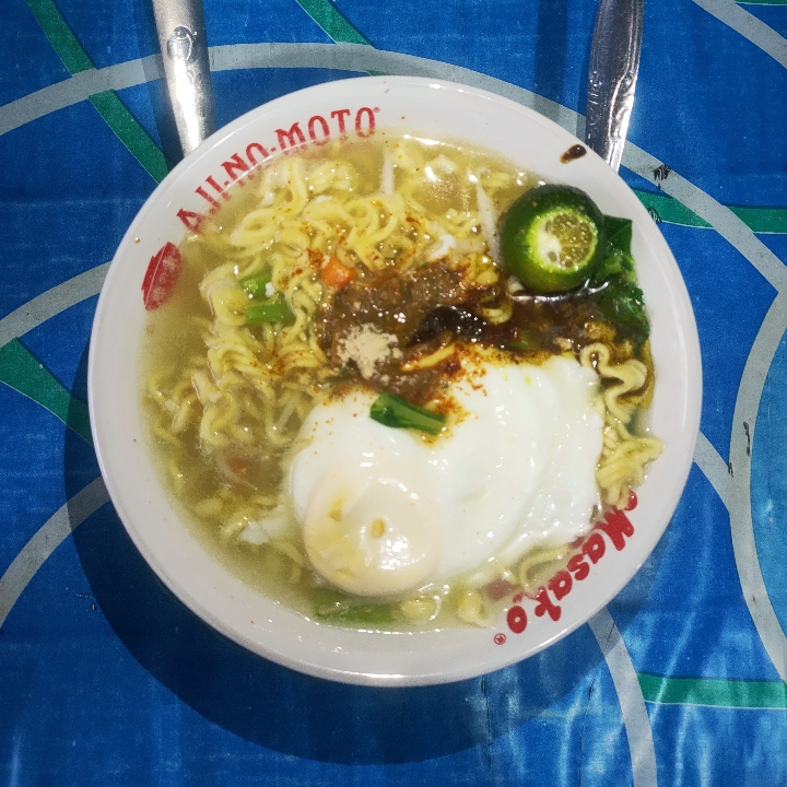 INDOMIE REBUS TELUR 