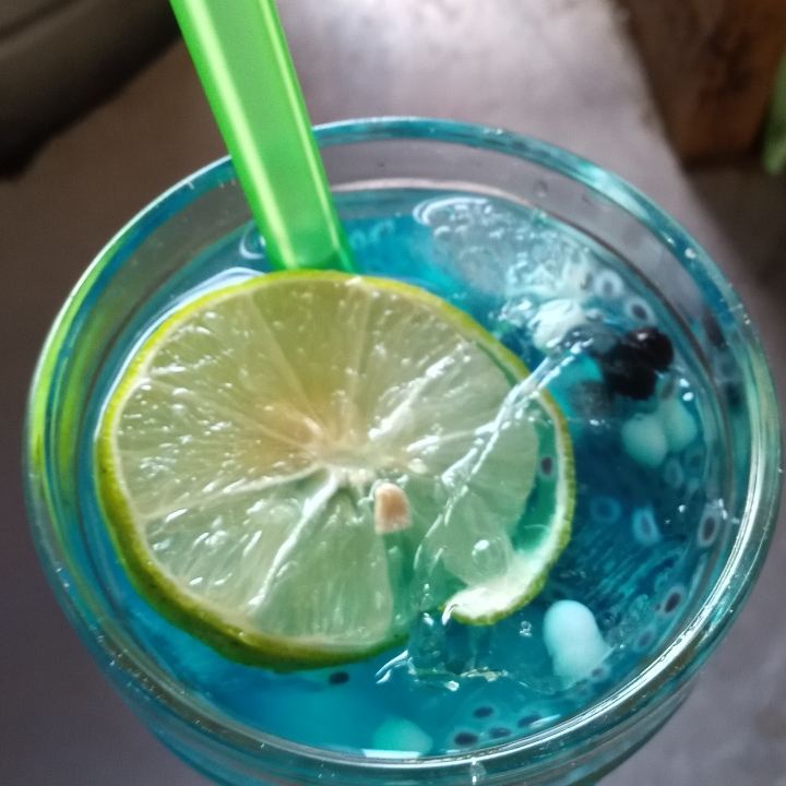 Ice Blue Ocean Americano