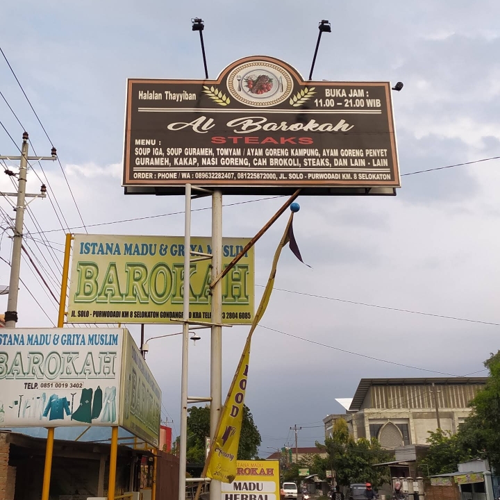 Ice Cream By -Scoope- Vanila- Chocolate -Strawberry