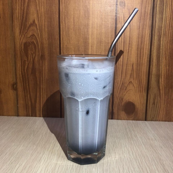 Iced Taro Latte