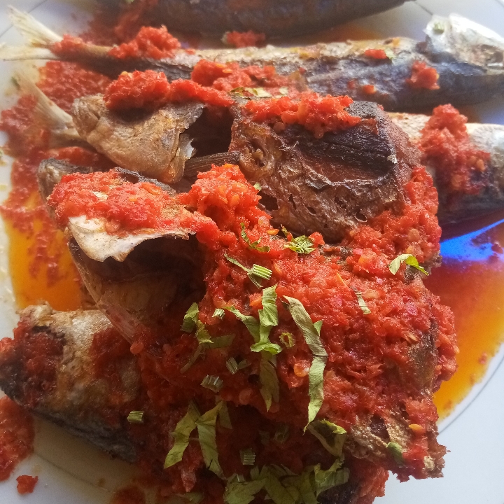 Ikan  Laut  Sambal 