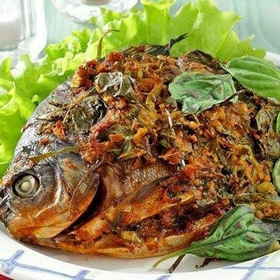 Ikan Bakar 2