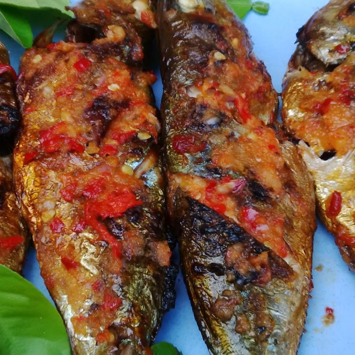 Ikan Bakar Katombo