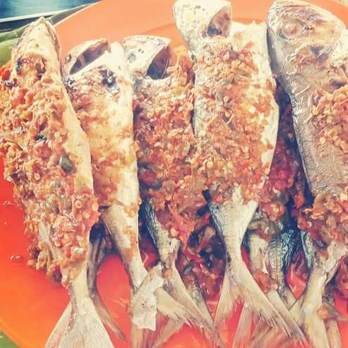 Ikan Bakar Katombo