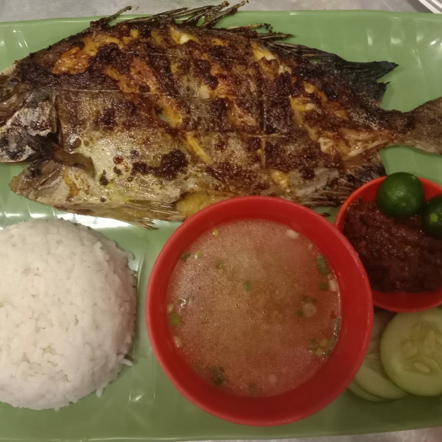 Ikan Bakar Lebam