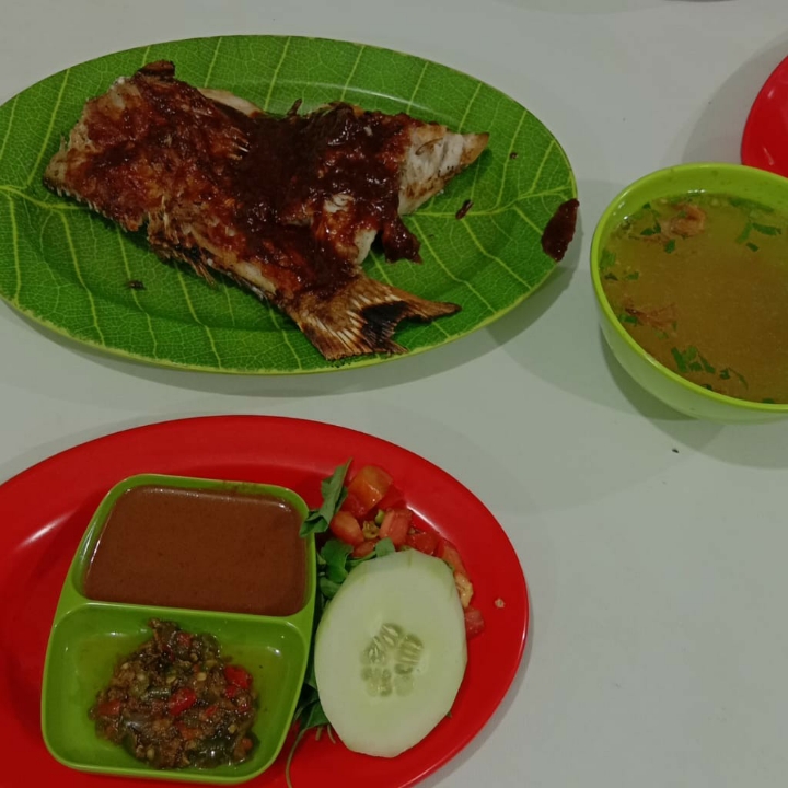 Ikan Batu Bakar