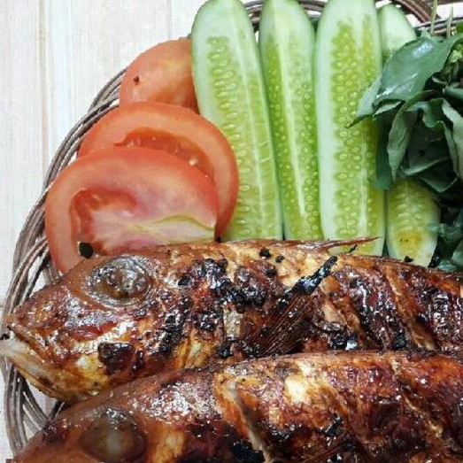 Ikan Batu Bakar