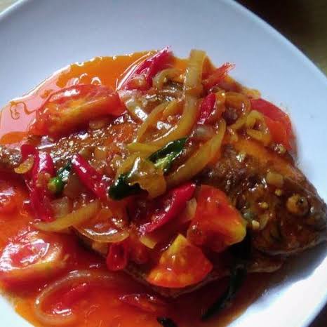 Ikan Bawal Asam Manis