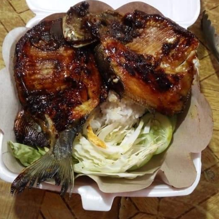 Ikan Bawal Bakar