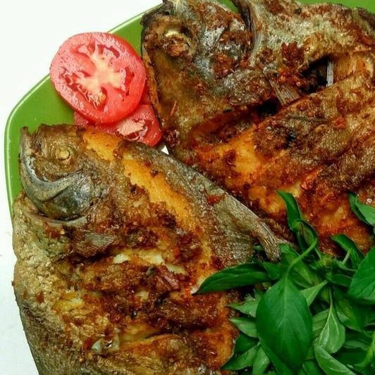 Ikan Bawal Goreng