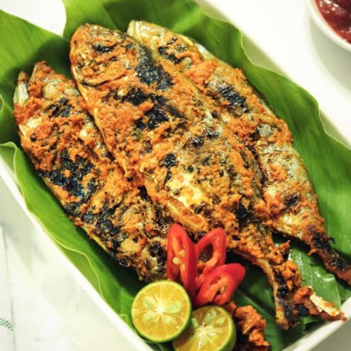 Ikan Gembung Bakar 