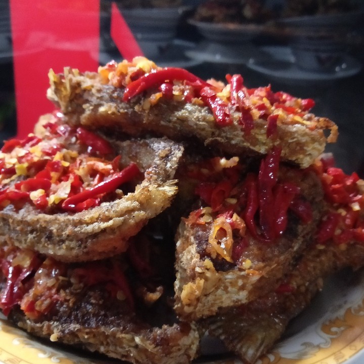 Ikan Goreng Belado Tampa Nasi 2