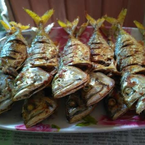 Ikan Goreng Katombo