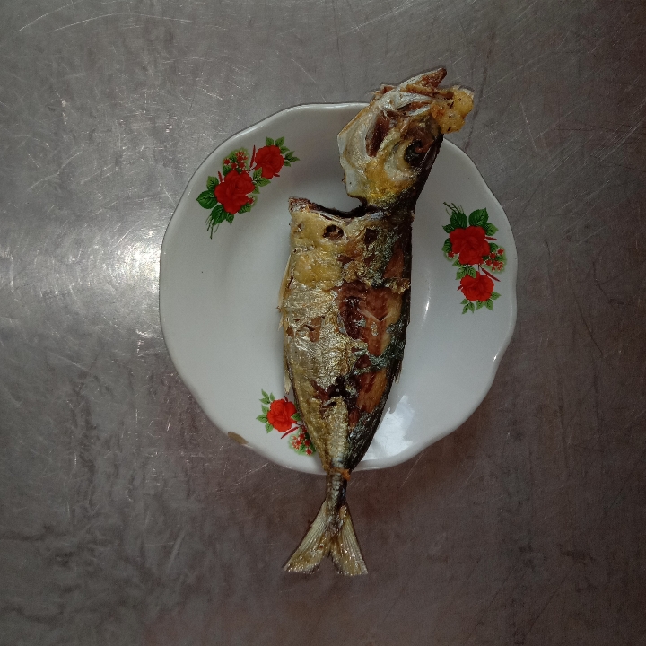 Ikan Goreng Sambal