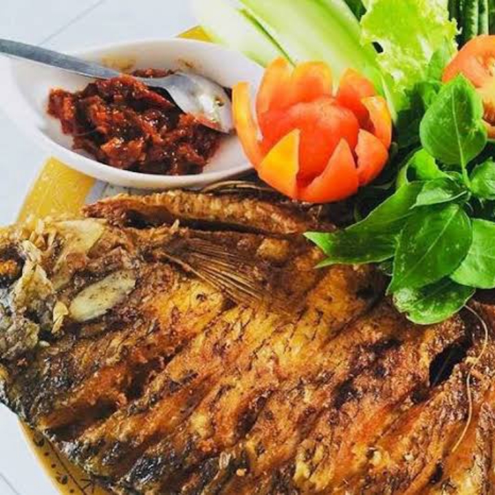 Ikan Gurame Goreng
