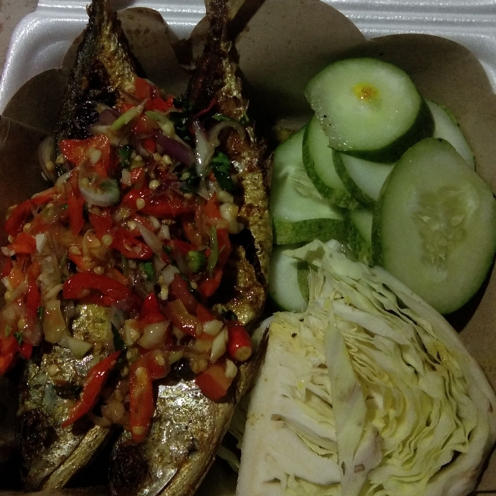 Ikan Kmbul Smbel Matah Plus Nasi
