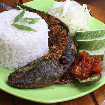 Ikan Lele Plus Nasi