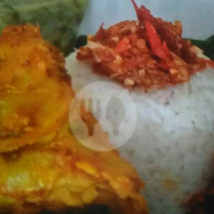 Ikan Mas Arsik Tambah Nasi