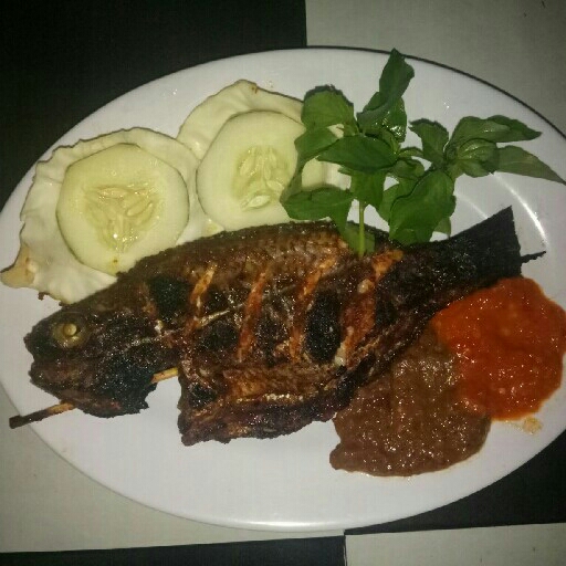 Ikan Nila Bakar