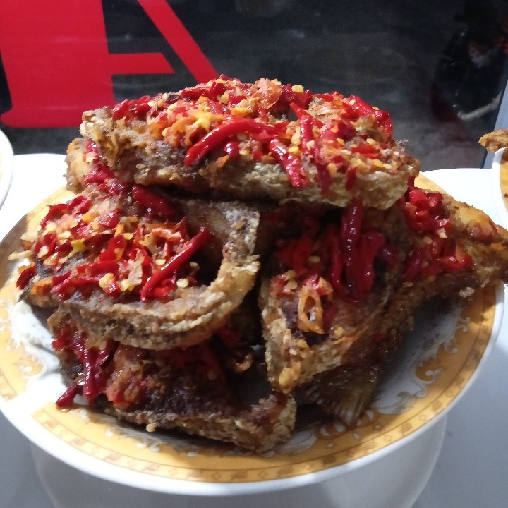 Ikan Goreng Belado Plus Nasi