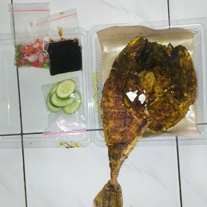 Ikan bakar Etong