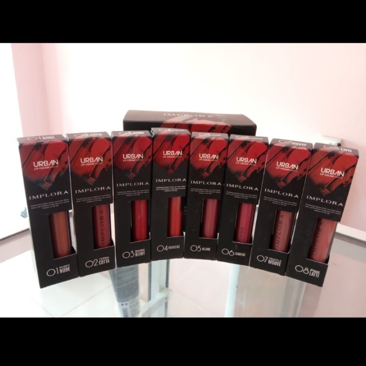 Implora Lipmatte