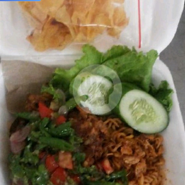 Indomie Ayam Pecak