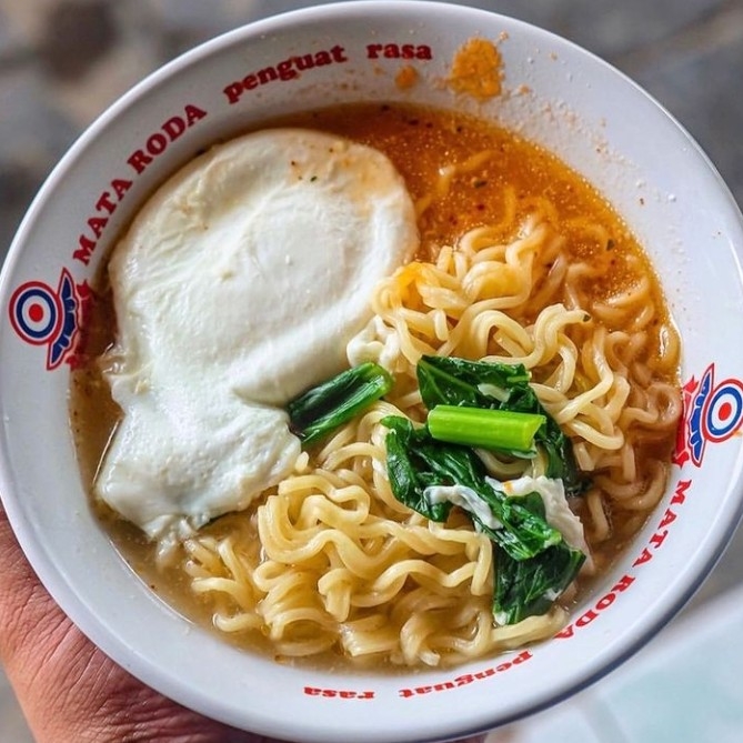 Indomie Kuah Pake Telur