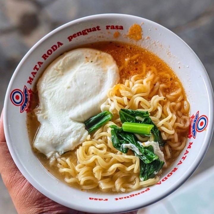 Indomie Kuah Pake Telur