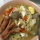 Indomie Kuah Toping Telur Dan Sosis