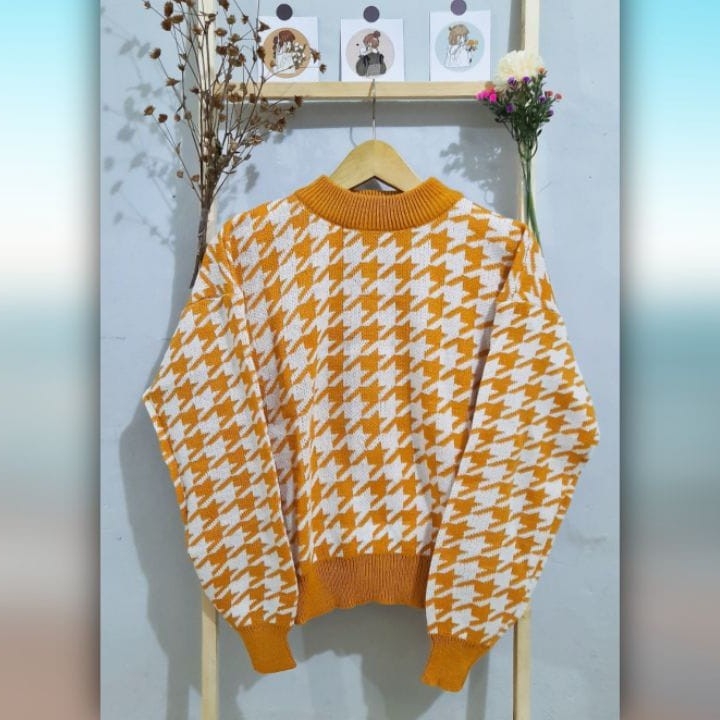 JENNIE SWEATER 4