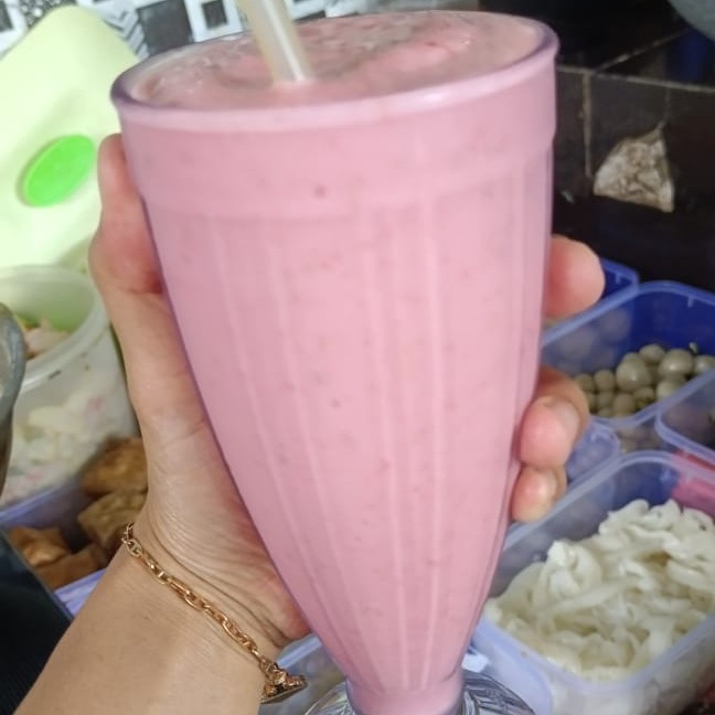 JUS STROWBERRY