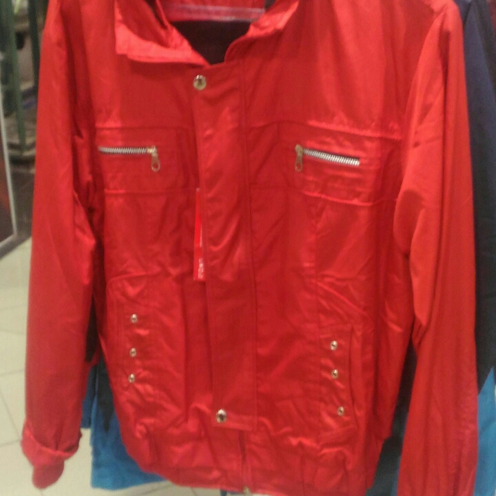 Jacket Merah