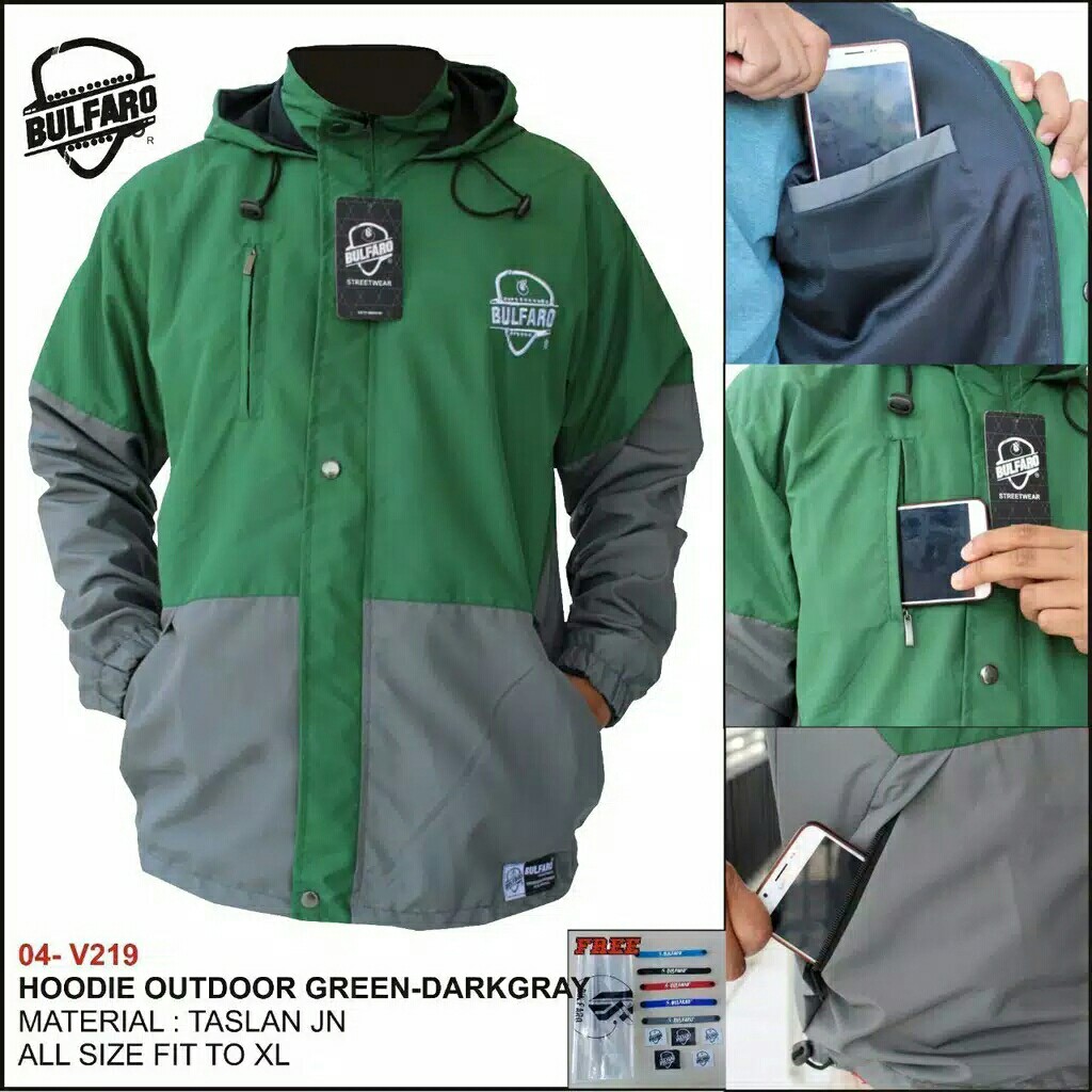 Jaket Hoodie Outdoor Waterproof Pria  WanitaJaket Gunung 3