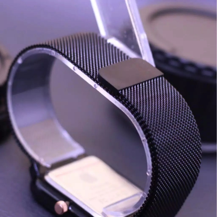 Jam Tangan Apple Watch Magnet Full Black 2