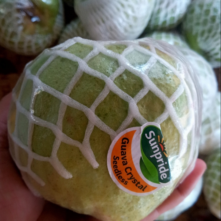 Jambu Kristal 