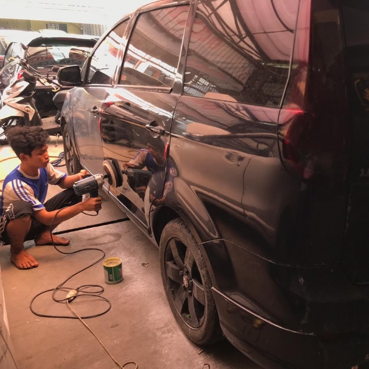 Jasa Poles Mobil 5