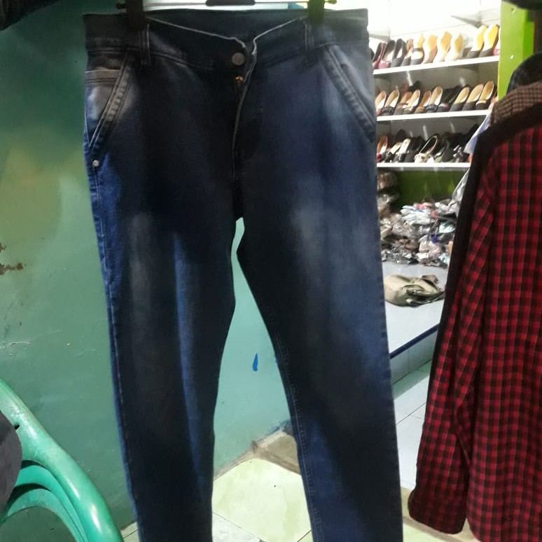 Jeans Cowok Black Sae