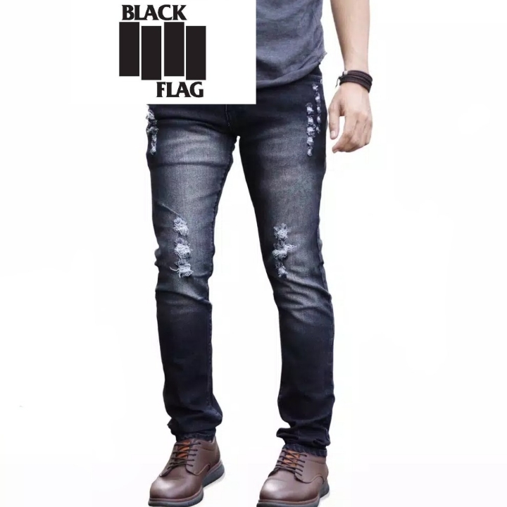 Jeans Hitam Wash Sobek