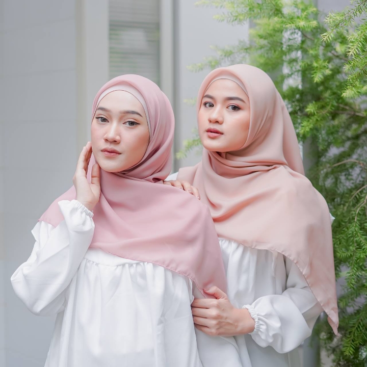 Jilbab Segiempat