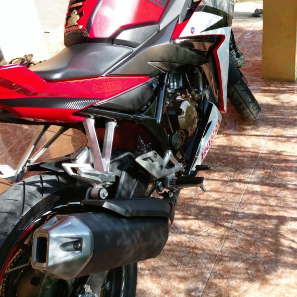 Jual Motor Honda CB150R 4